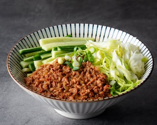 MINCED CHICKEN DRY NOODLE四川杂酱面